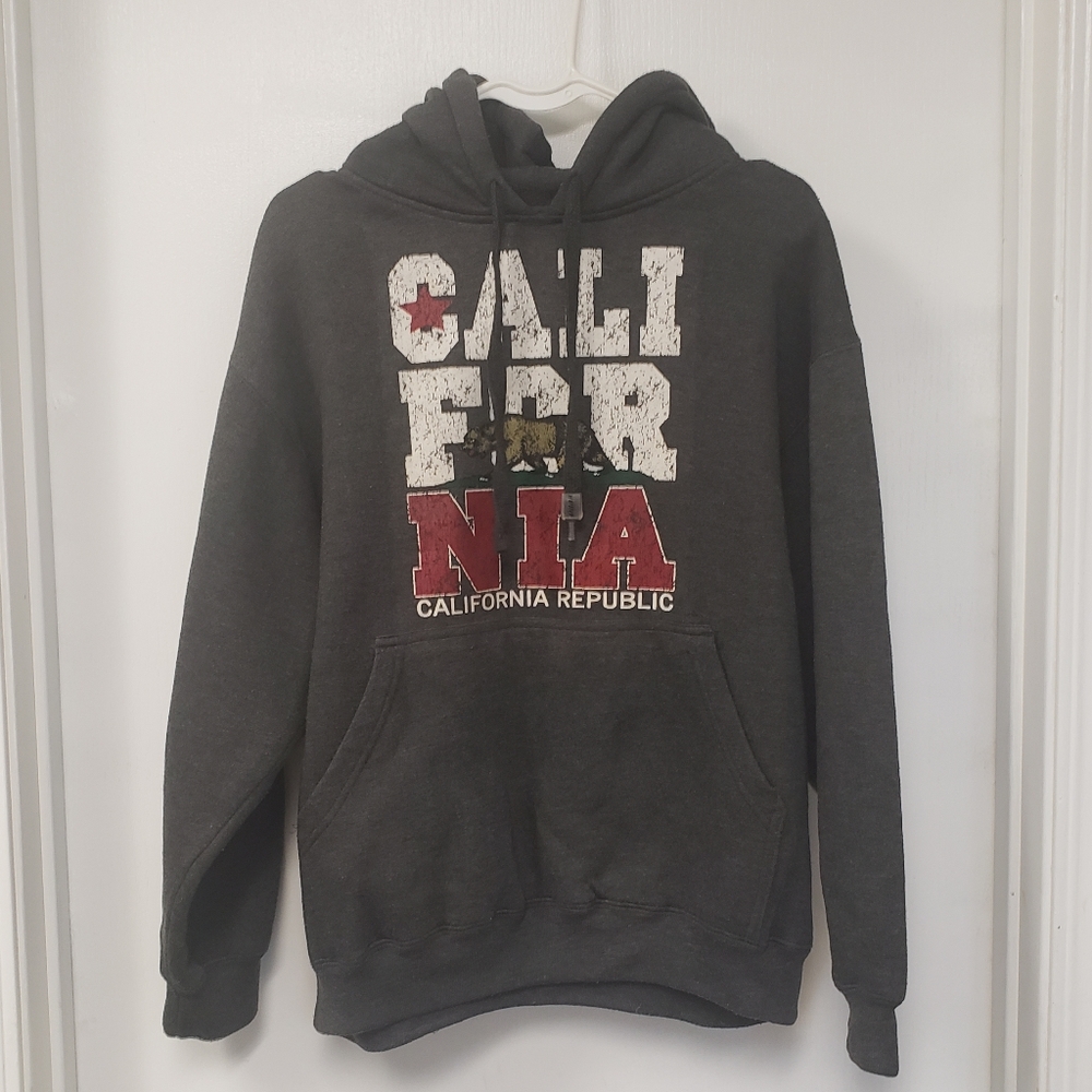 EUC California Hoodie Sweatshirt Bear Sz Small